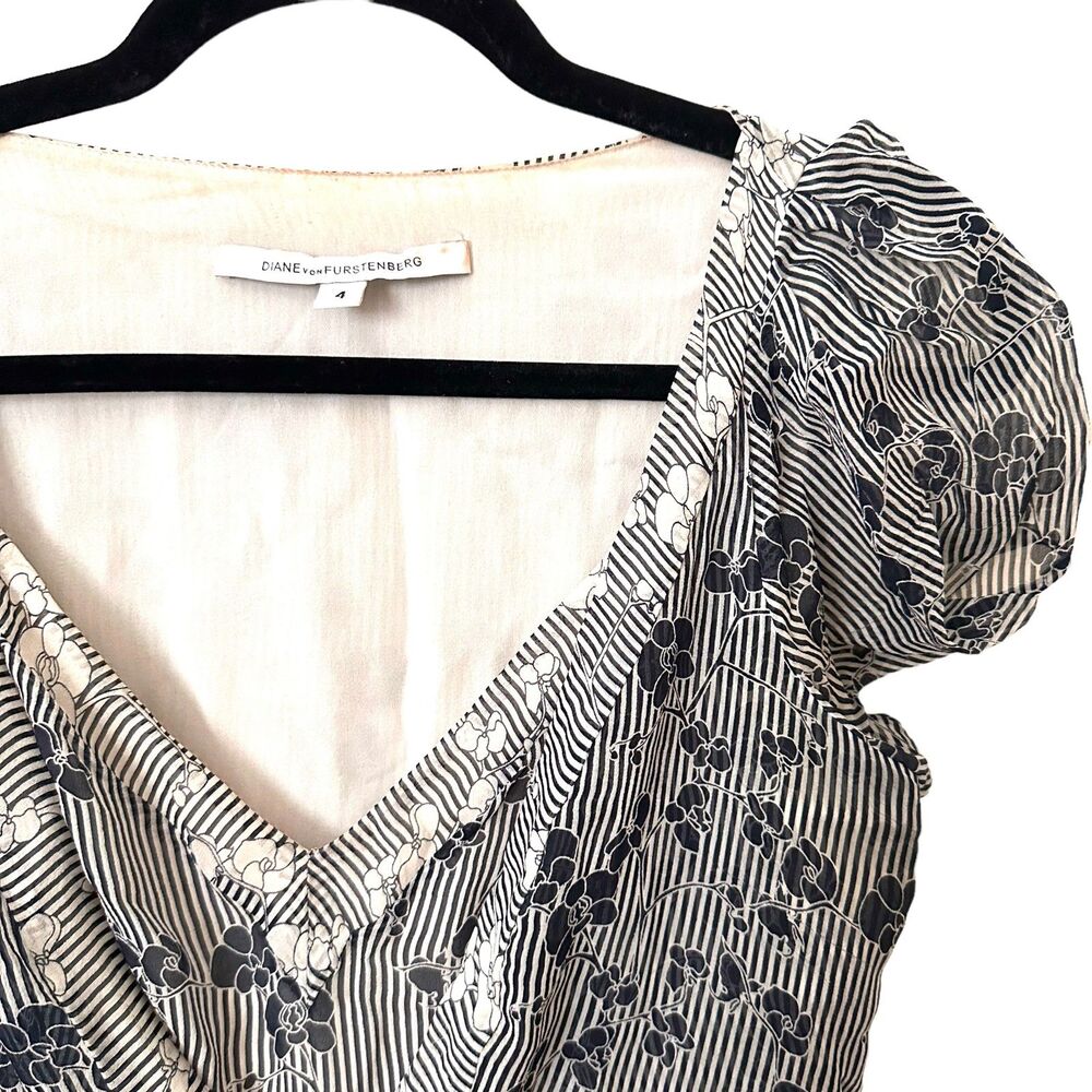 DIANE VON FURSTENBERG Floral Silk Mini Dress Sz 4 - Picture 3 of 3